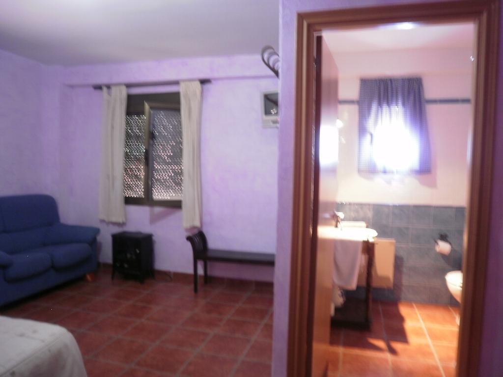 Hostal El Olmo Camarena de la Sierra Exterior photo